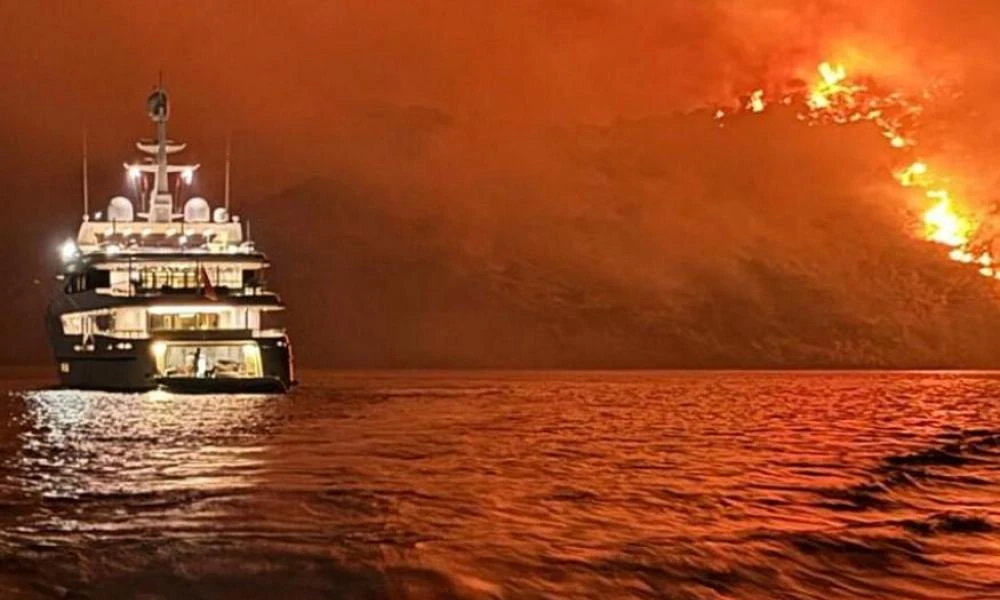 Φωτιά στην Ύδρα: Ενώπιον του εισαγγελέα σήμερα οι 13 συλληφθέντες